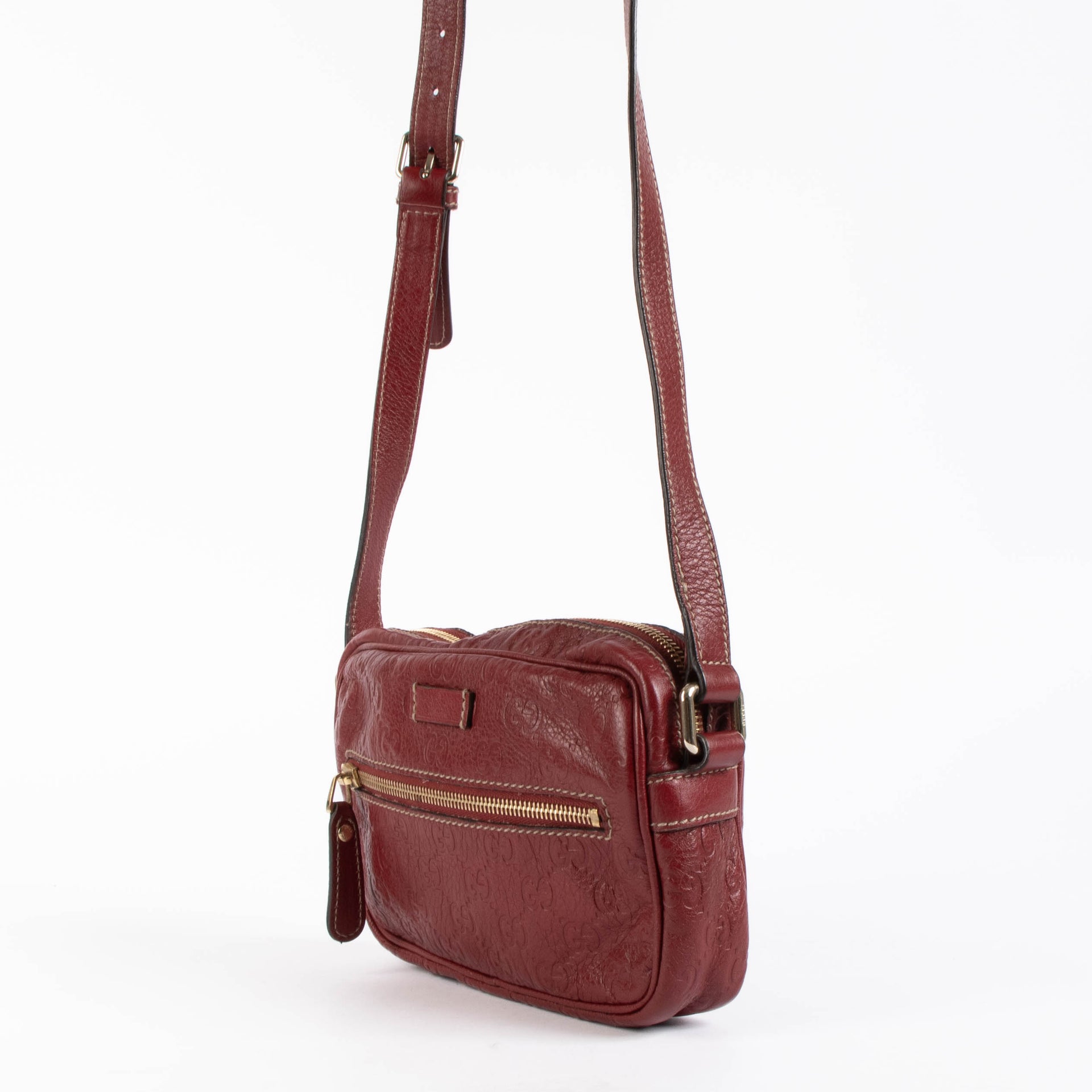 Shop authentic Gucci Red Guccissima Camera Bag on Labellov.com.