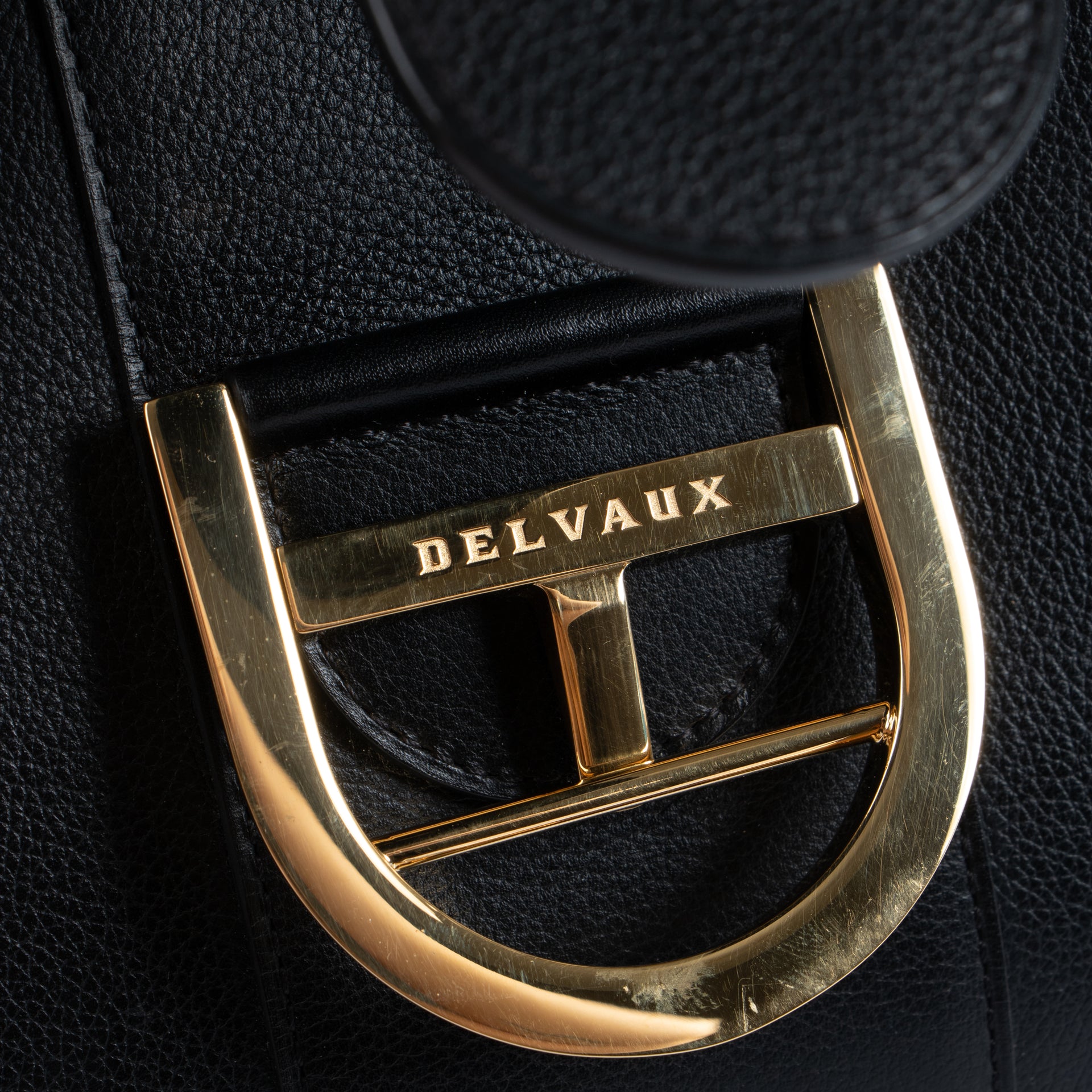 Shop the 100% authentic Delvaux Black Sellier Brillant GM Double Poignee Bag second hand on Labellov.com!
