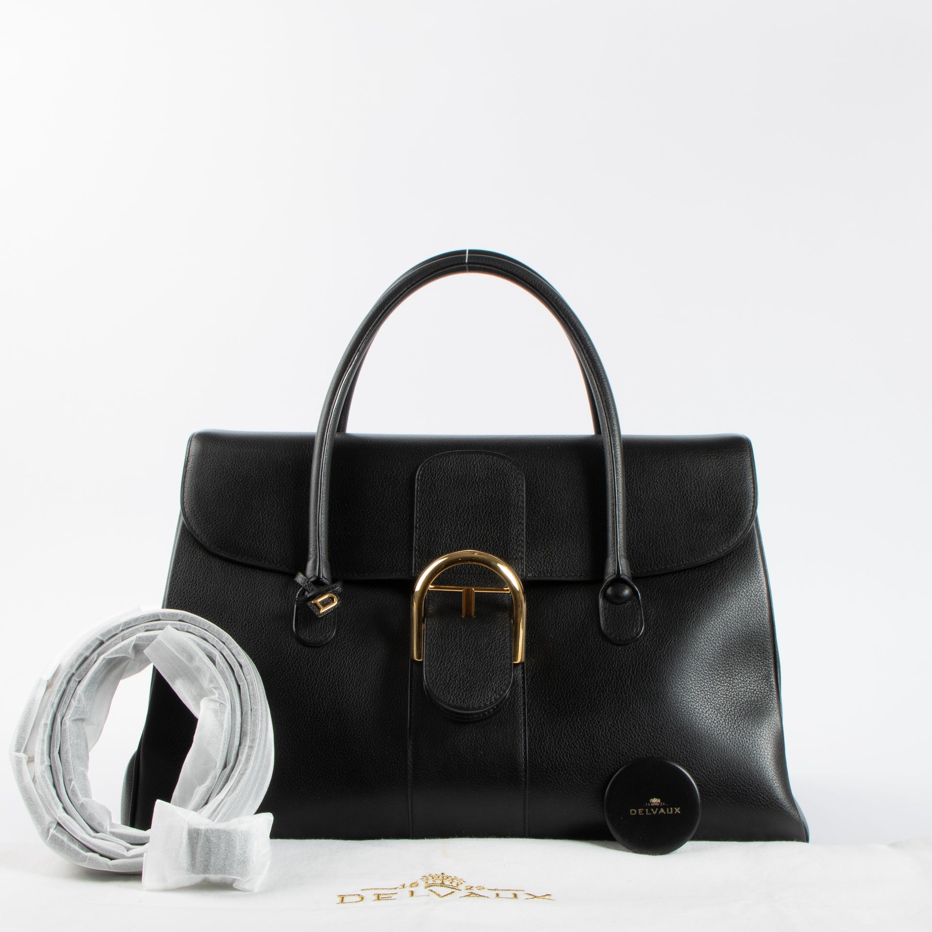 Shop the 100% authentic Delvaux Black Sellier Brillant GM Double Poignee Bag second hand on Labellov.com!
