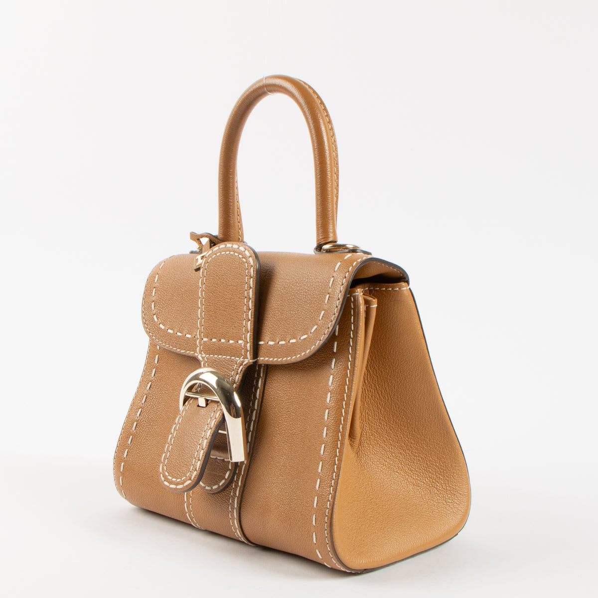 Shop the 100% authentic Delvaux Vegetal Rodeo Calf Brillant Mini Surpiqué second hand on Labellov.com!