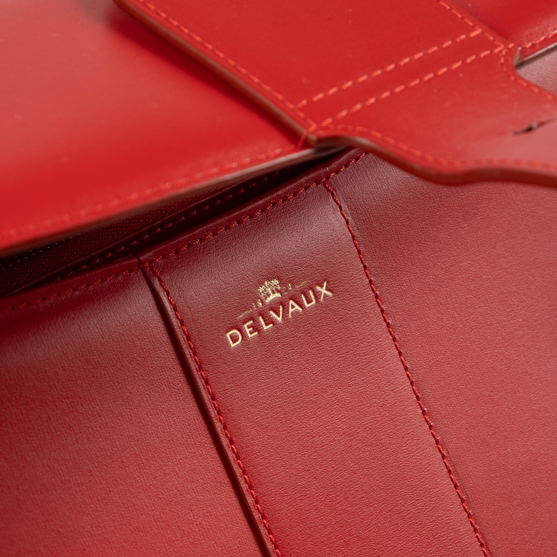 Delvaux Lipstick Box Calf Brillant MM Bag