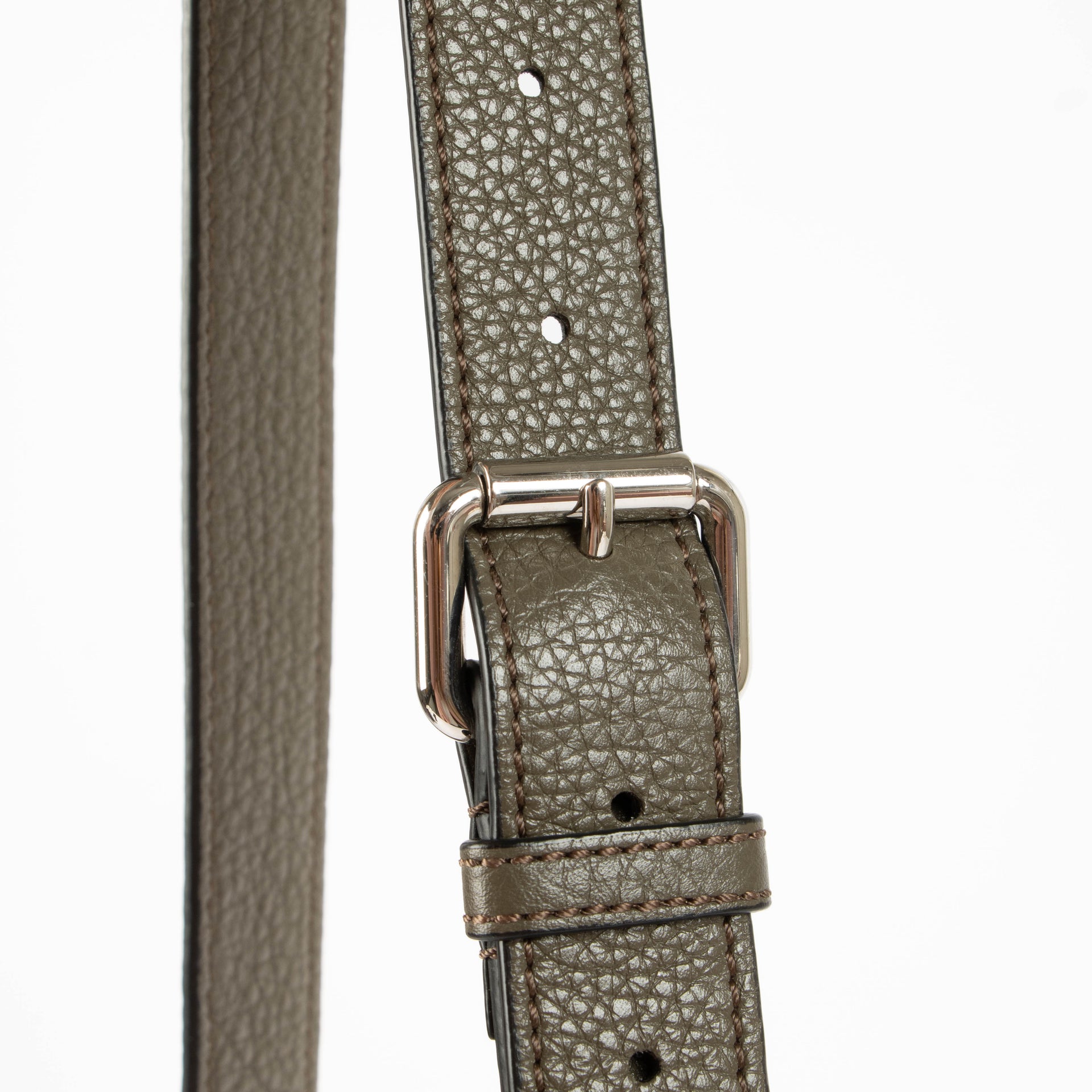 Shop this authentic Fendi Military Green Baguette Bag pre-loved on Labellov.com 