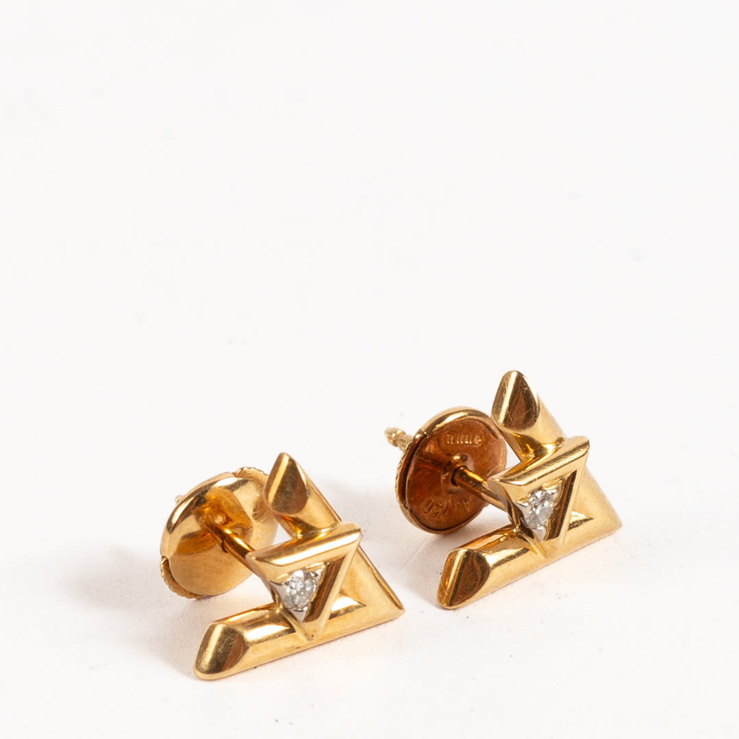 Shop the authentic Louis Vuitton Set of 2 Gold LV Volt Stud Earrings on Labellov.com !