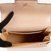 Shop the authentic Delvaux Nude Camaieux Calf Souple Tempête Mini Bag second hand on Labellov.com!
