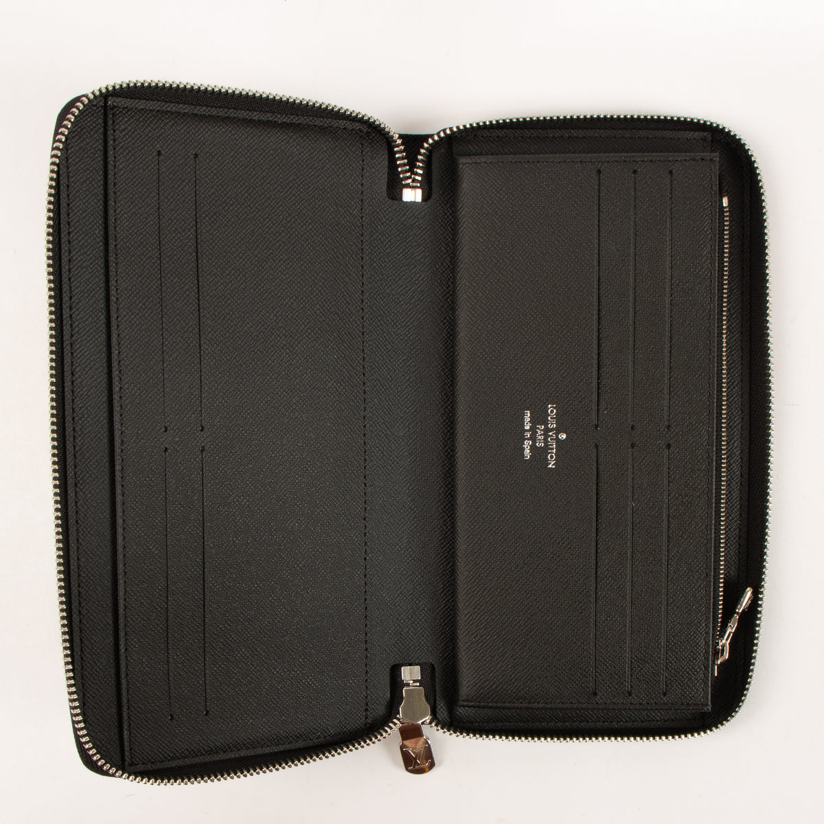 Shop this authentic Louis Vuitton Damier Graphite Zippy Vertical Wallet Pre-Loved on Labellov.com