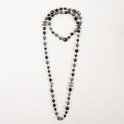 Shop the authentic Chanel 13V Black Fantasy Pearl Bead Long Necklace second hand on Labellov.com!