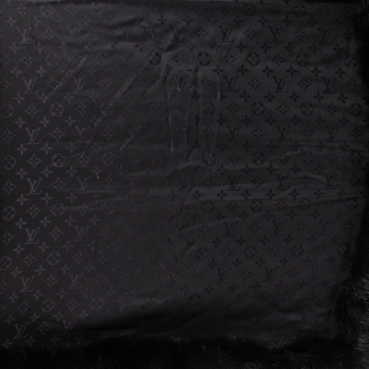 Shop the authentic Louis Vuitton Black Fox Fur Trimmed Monogram Shawl second hand on  Labellov.com!