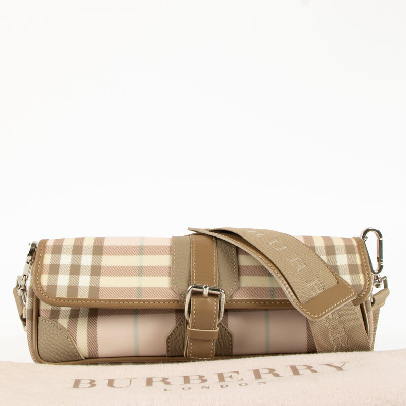 Shop the authentic Burberry Check Baguette Bag on Labellov.com !