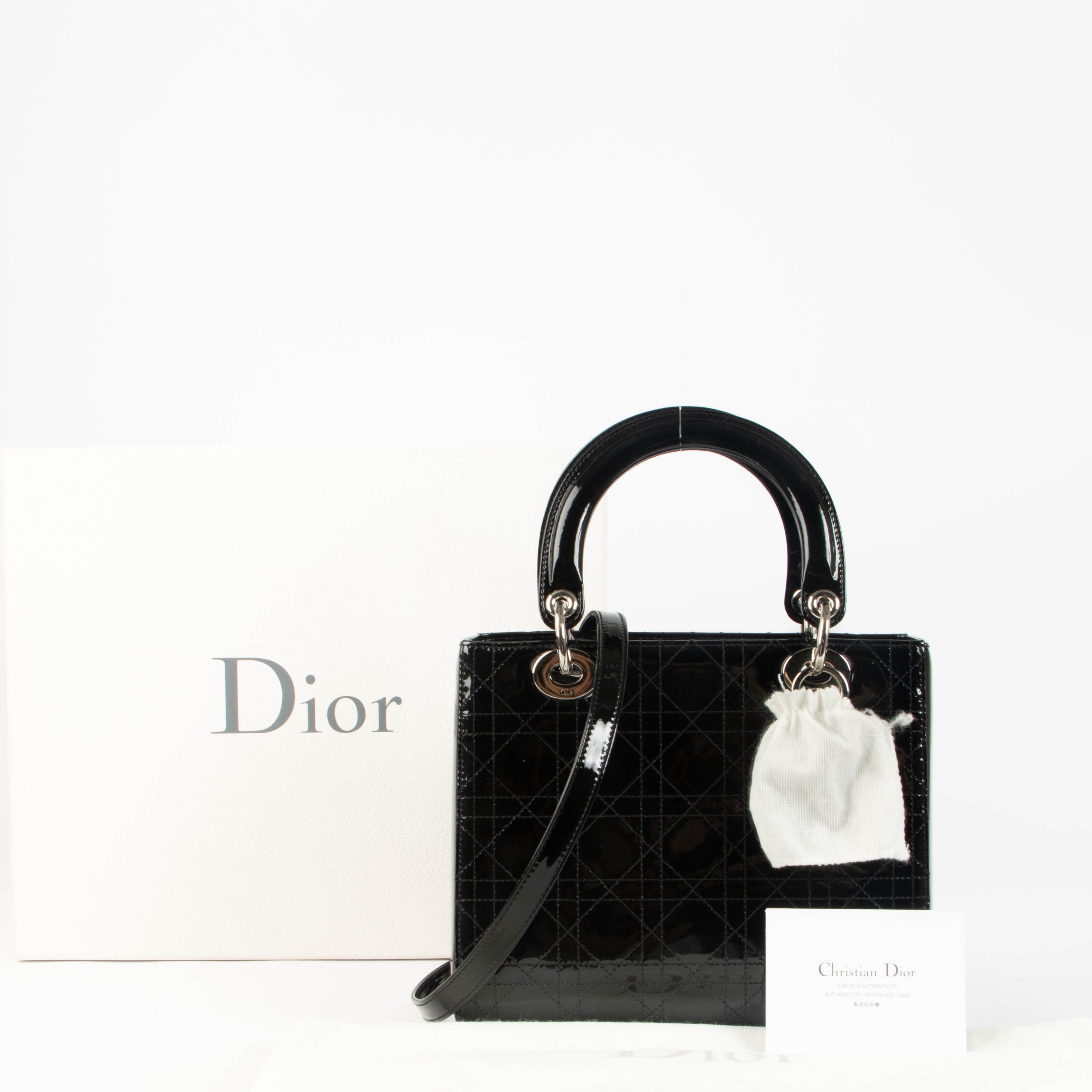 Christian Dior パテント ミュール ブラック Christian Dior Black Patent Leather Flat Cannage Medium Lady Dior