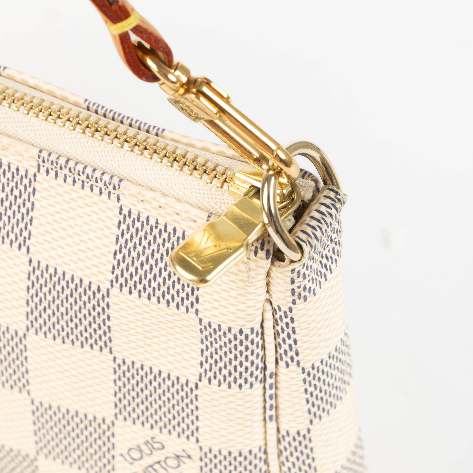 Louis Vuitton Damier Azur Pochette Accessoires