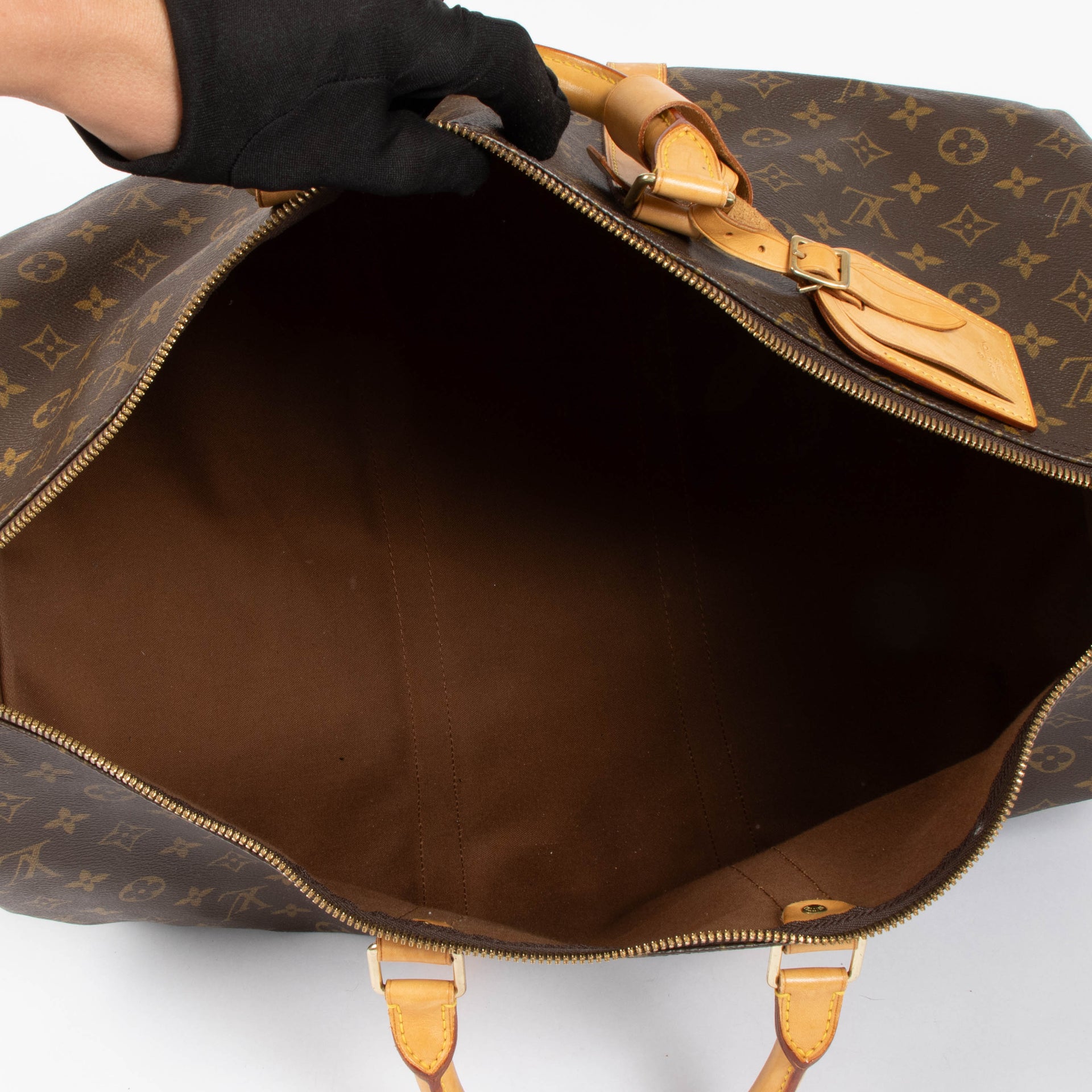 Shop this authentic louis vuitton monogram Keepall 55  pre-loved on Labellov.com