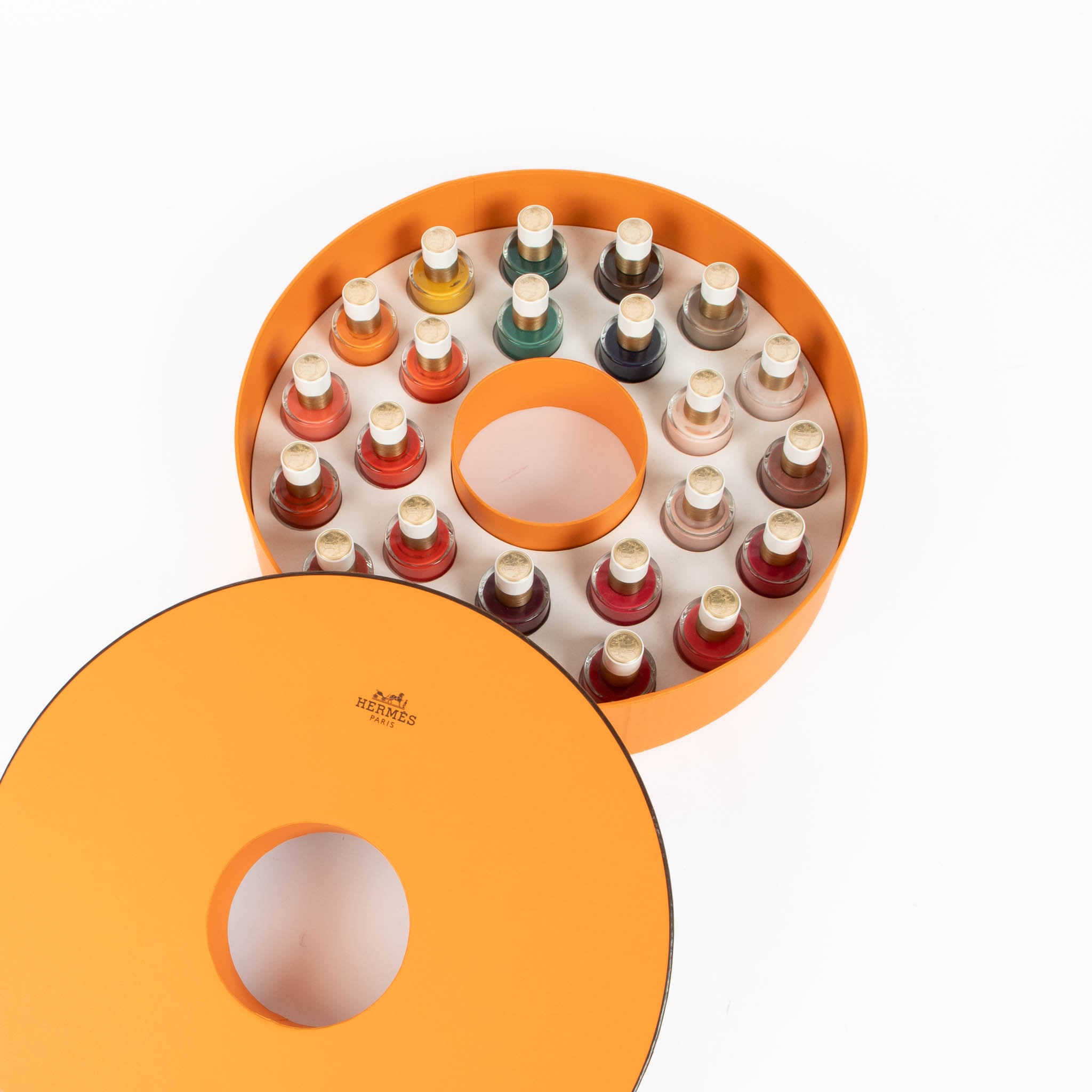 Hermès Les Mains Hermès Nail Polish – Labellov