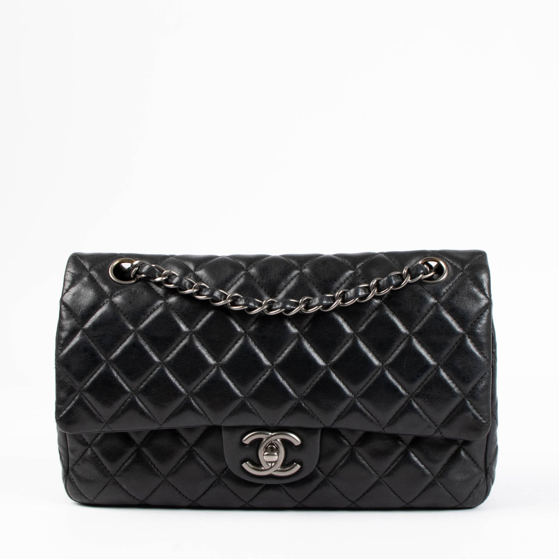 Shop the authentic Chanel Black Medium Lambskin Flap Bag RHW second hand on Labellov.com