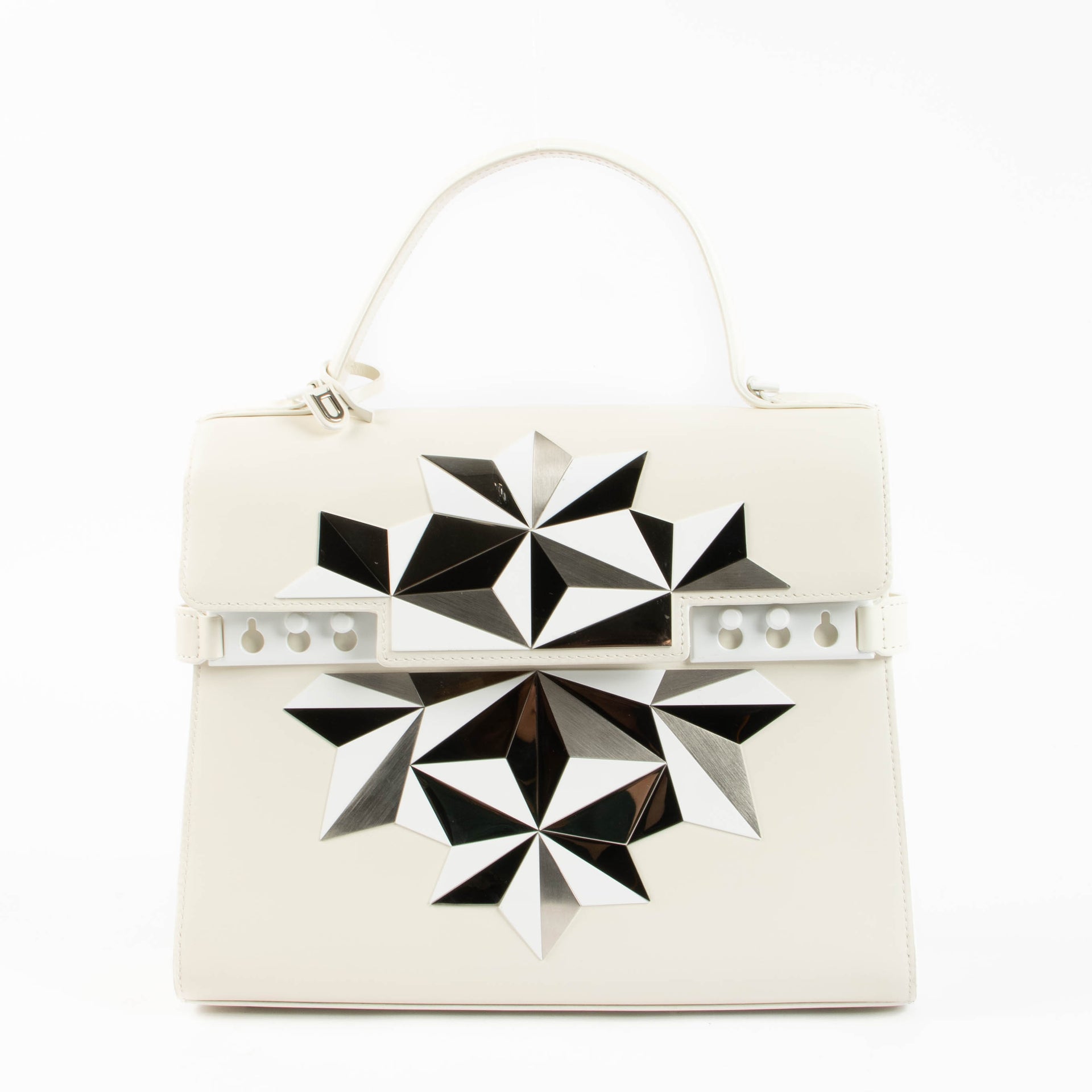 Shop the authentic Delvaux White Box Calf Poussiere d'Eoiles Tempête MM second hand on Labellov.com