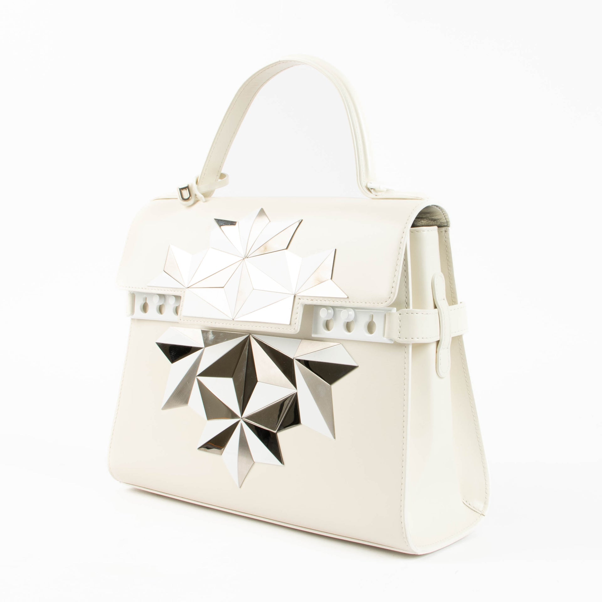 Shop the authentic Delvaux White Box Calf Poussiere d'Eoiles Tempête MM second hand on Labellov.com