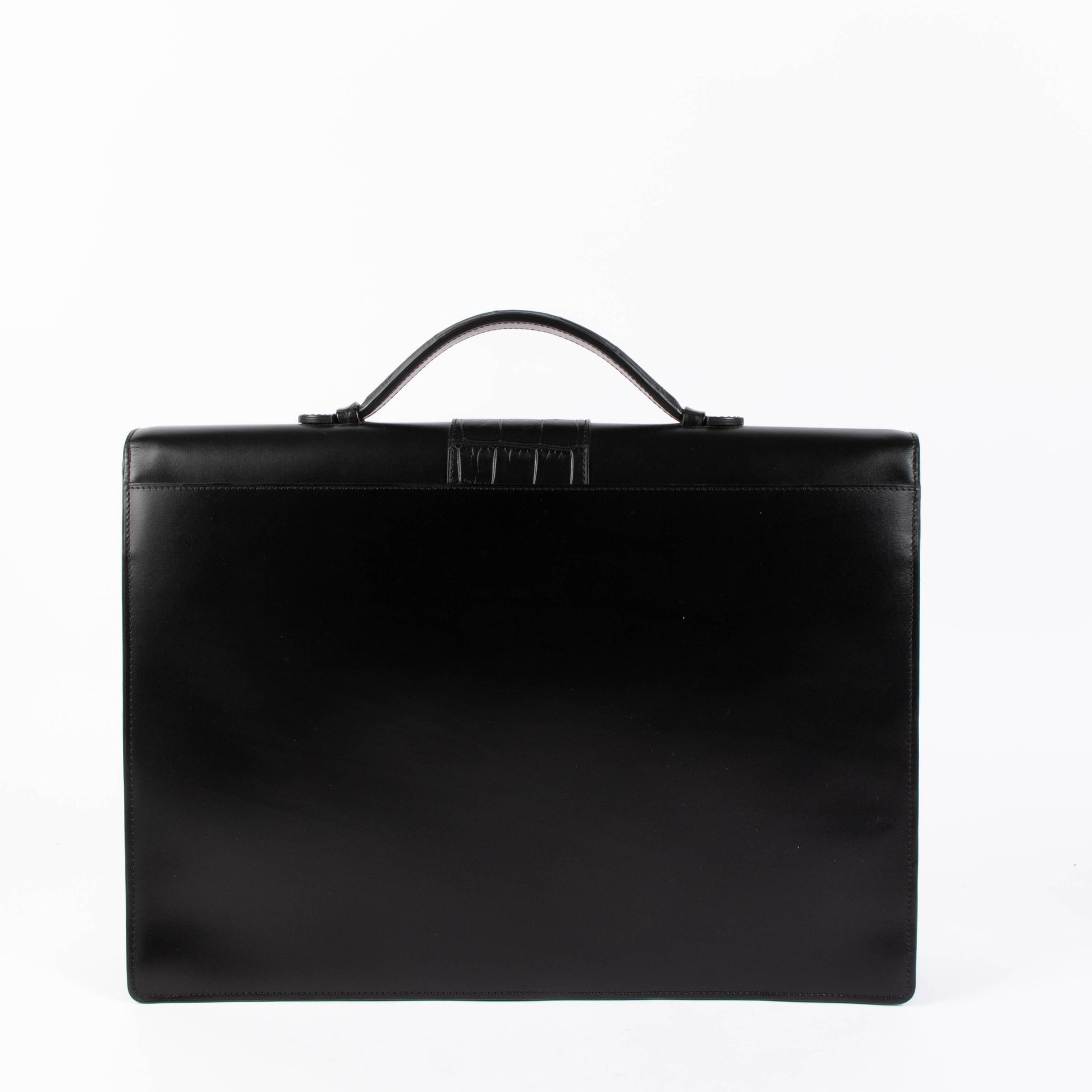 Shop authentic Delvaux Black Alligator Detail Briefcase on Labellov.com.
