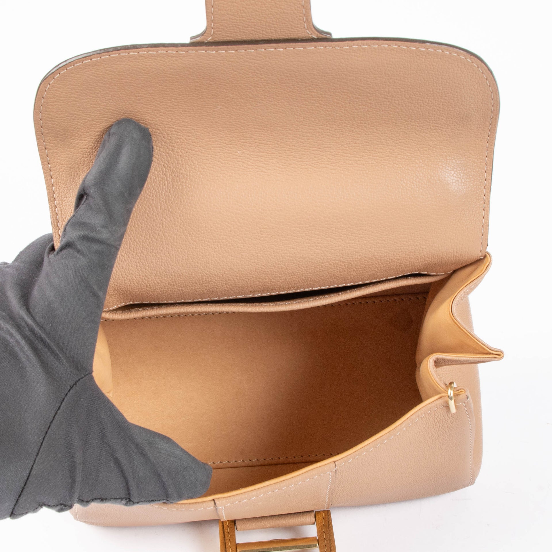 Shop the authentic Delvaux Vison Rodeo Calf Brillant Mini second hand on Labellov.com