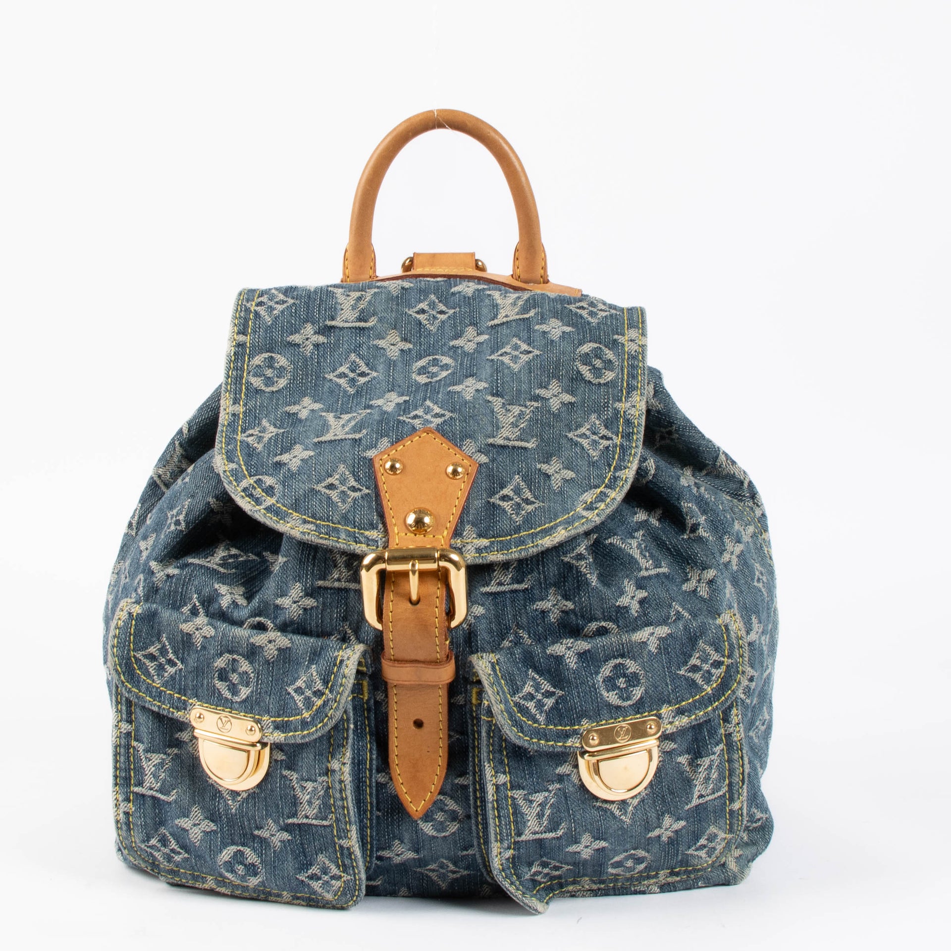 Shop the authentic Louis Vuitton Blue Monogram Denim Sac A Dos GM second hand on Labellov.com