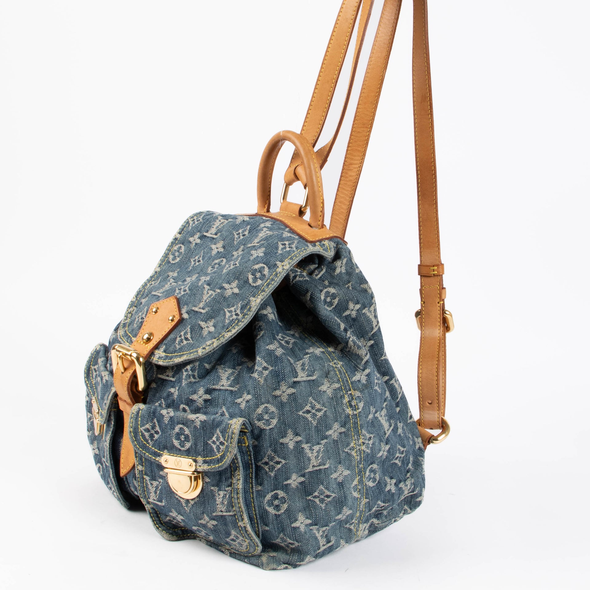 Shop the authentic Louis Vuitton Blue Monogram Denim Sac A Dos GM second hand on Labellov.com