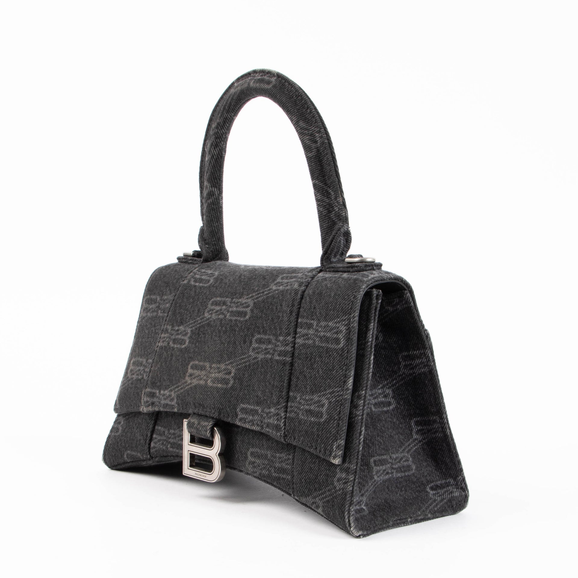Shop this 100% authentic Balenciaga Black Denim BB Hourglass Small Bag at Labellov.com
