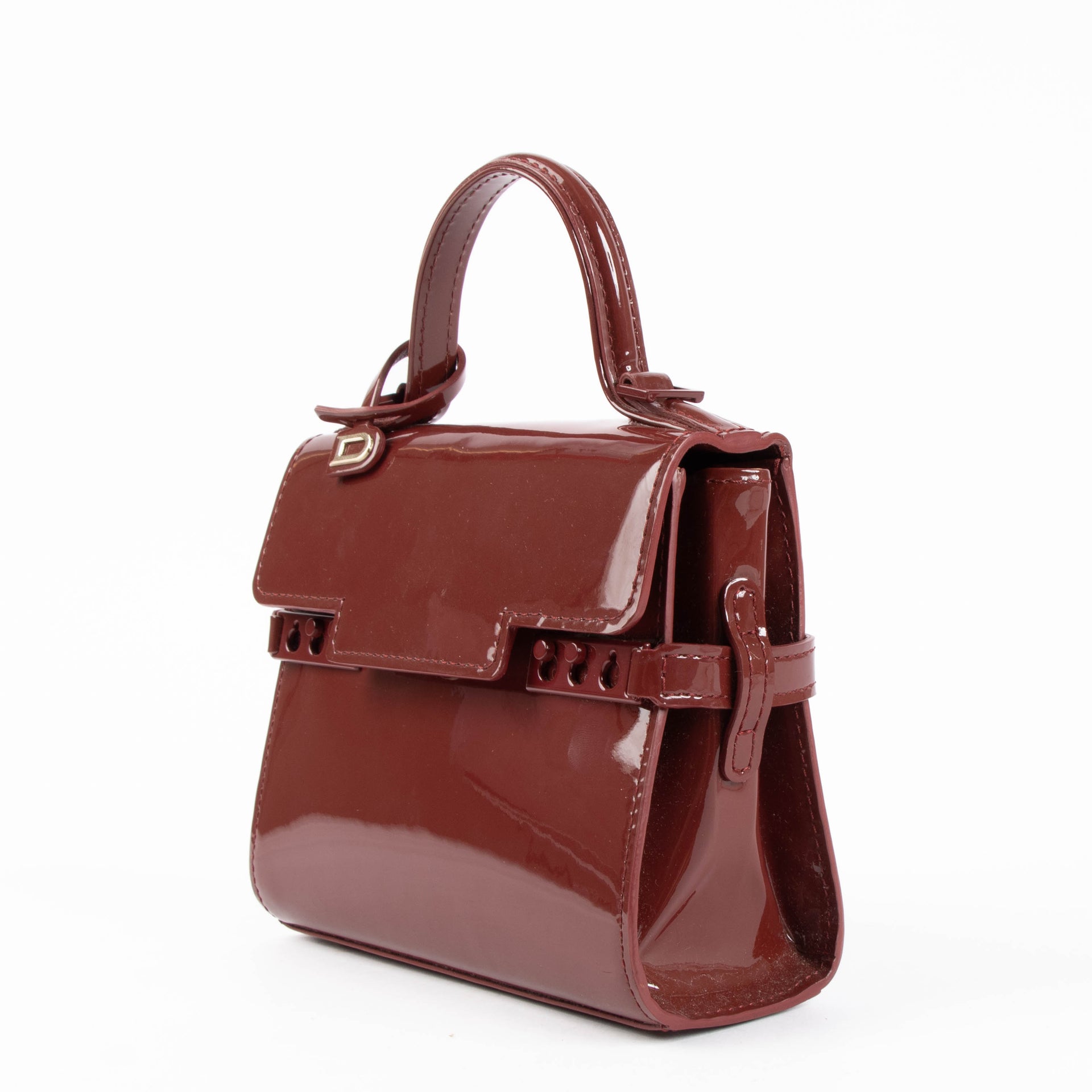 Shop the authentic Delvaux Rouge de Pourpre Vernis Tempête Micro Bag second hand on Labellov.com