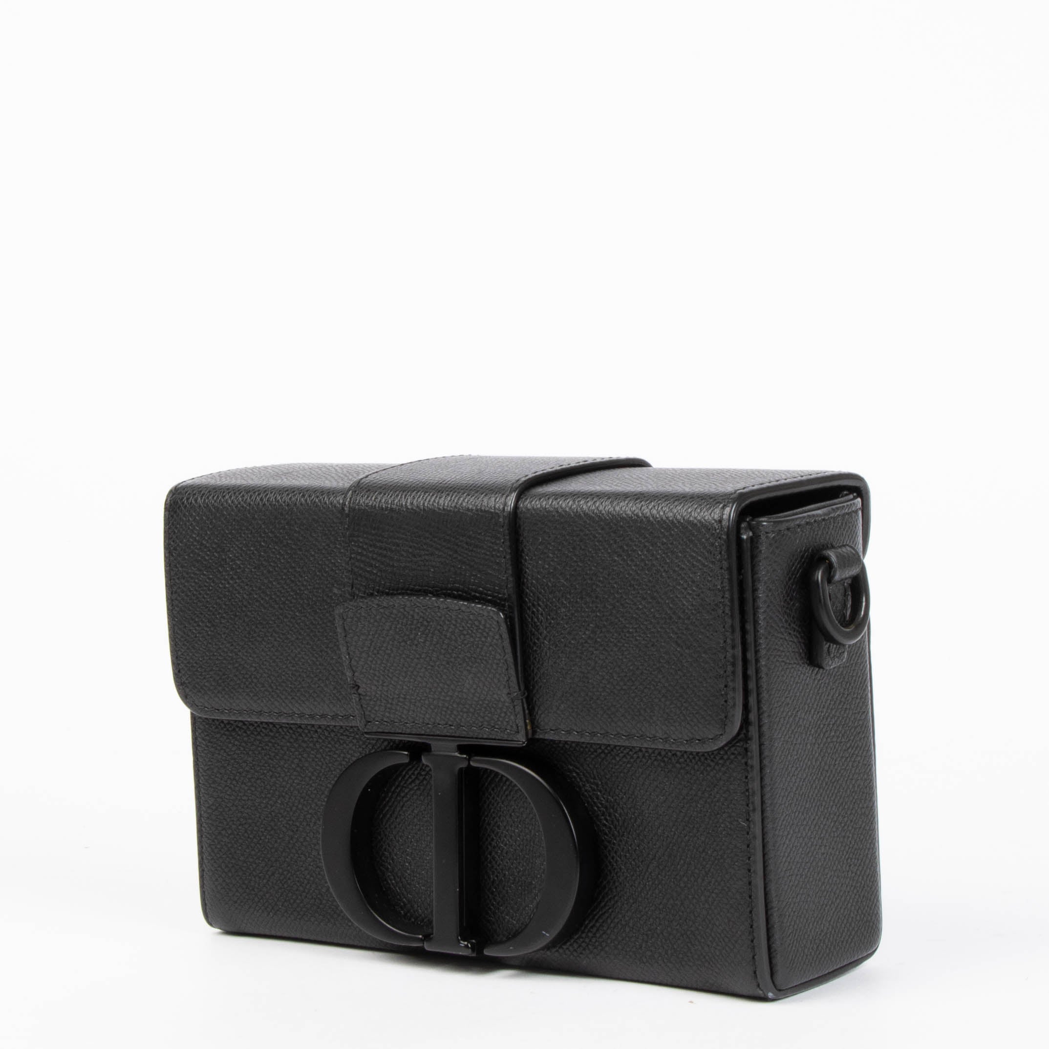 Christian Dior ブラックパーティーバッグ Christian Dior All Black Micro 30 Montaigne Bag – Labellov