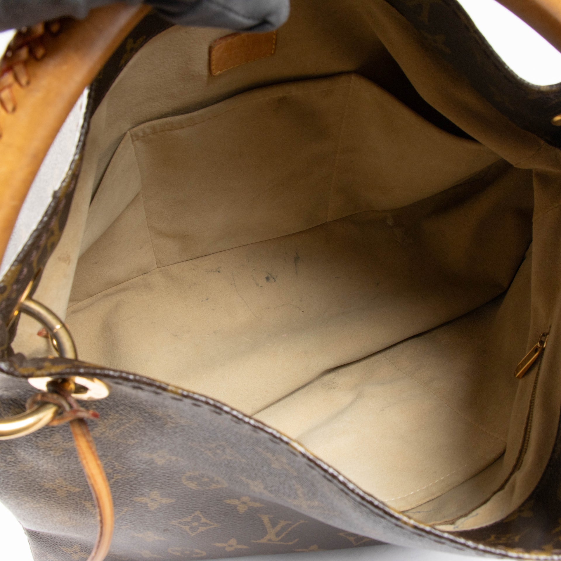 Louis Vuitton Monogram Artsy MM Bag