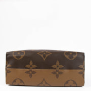 Shop this authentic Louis Vuitton Monogram Onthego GM pre-loved on Labellov.com 