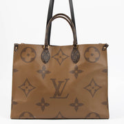 Shop this authentic Louis Vuitton Monogram Onthego GM pre-loved on Labellov.com 