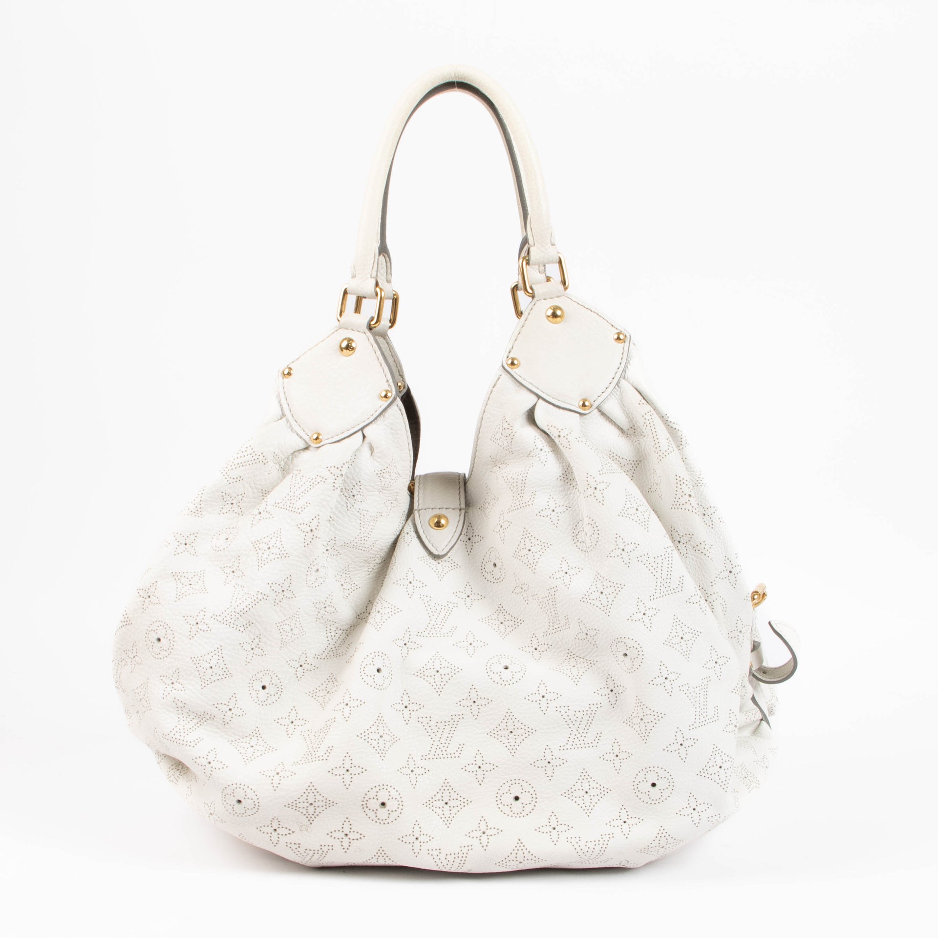 Shop this authentic Louis Vuitton White Mahina Neo L Bag pre-loved on Labellov.com 