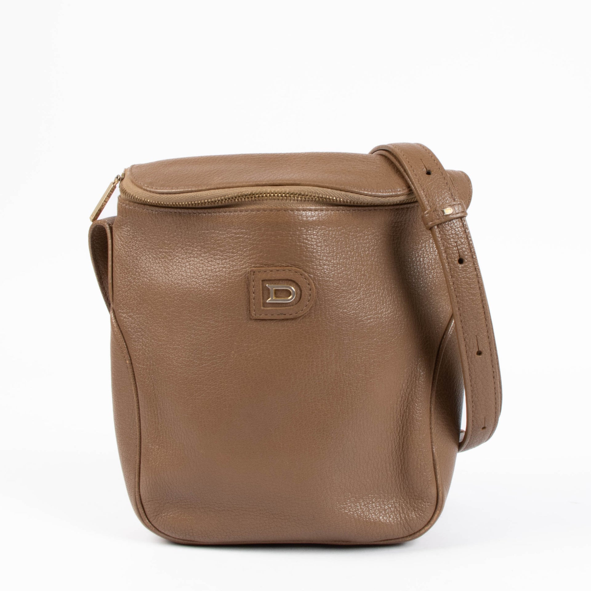 Shop this authentic Delvaux Taupe Vintage Crossbody Bag with Cardholder pre-loved on Labellov.com 