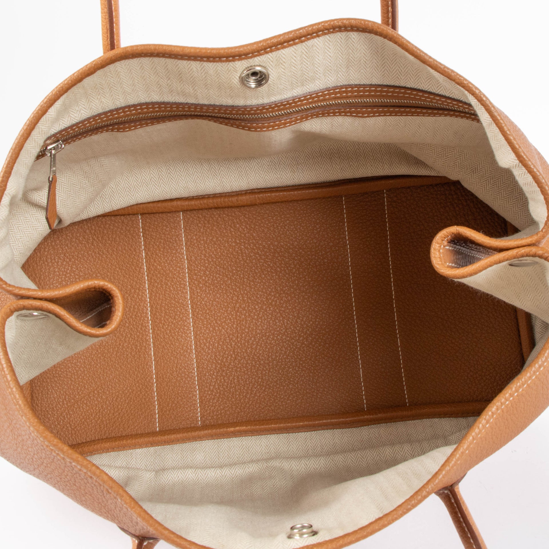 Shop the authentic Hermes Garden Party 36 Gold Negonda PHW second hand on Labellov.com