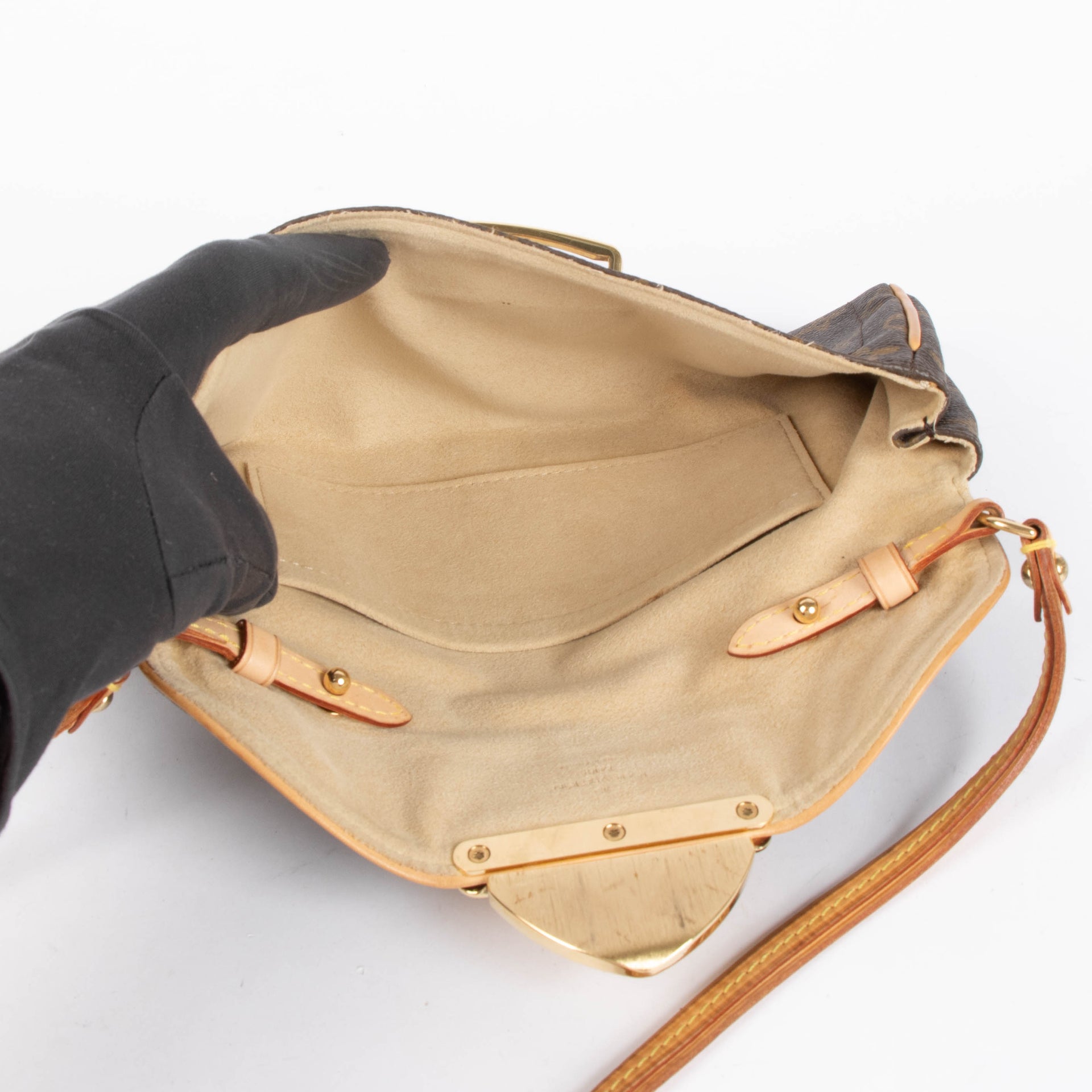 Louis Vuitton Monogram Beverly Pochette