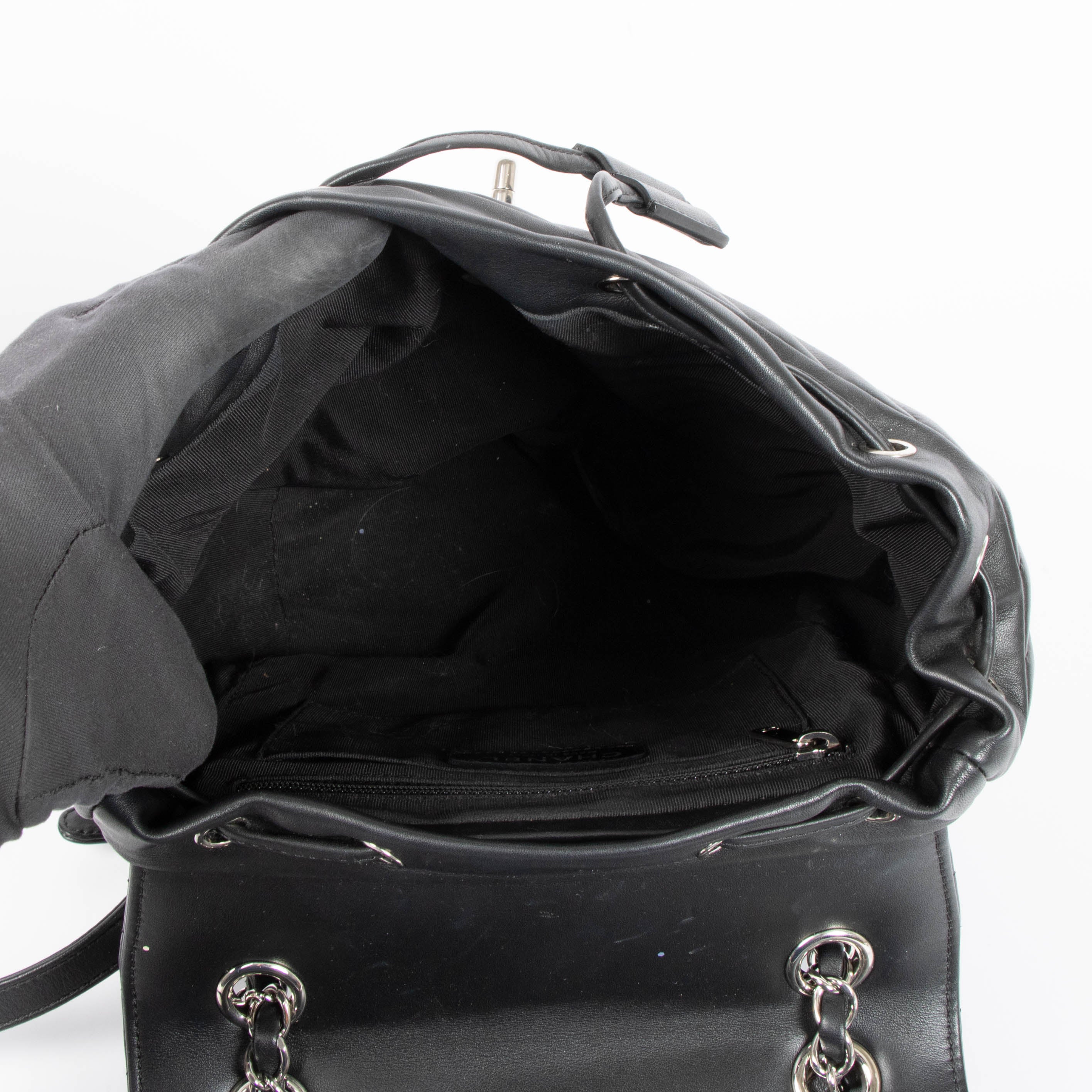 chanel leather black backpack 1996-1997 Duma Quilted Lambskin Bag The Lady Bag Chanel Caviar Leather CC Backpack