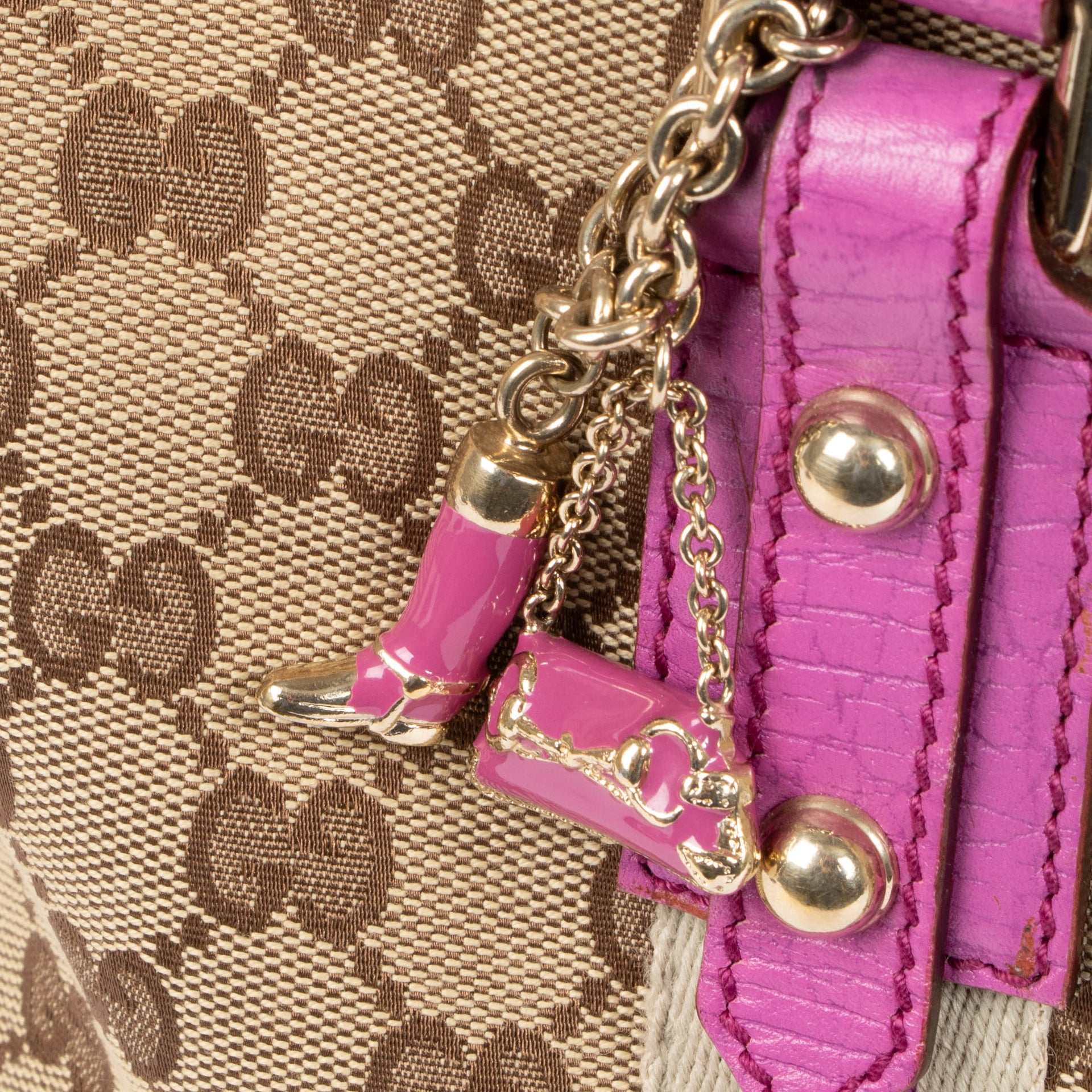 Shop the authentic Gucci Pink/GG Canvas Tote Bag second hand on Labellov.com