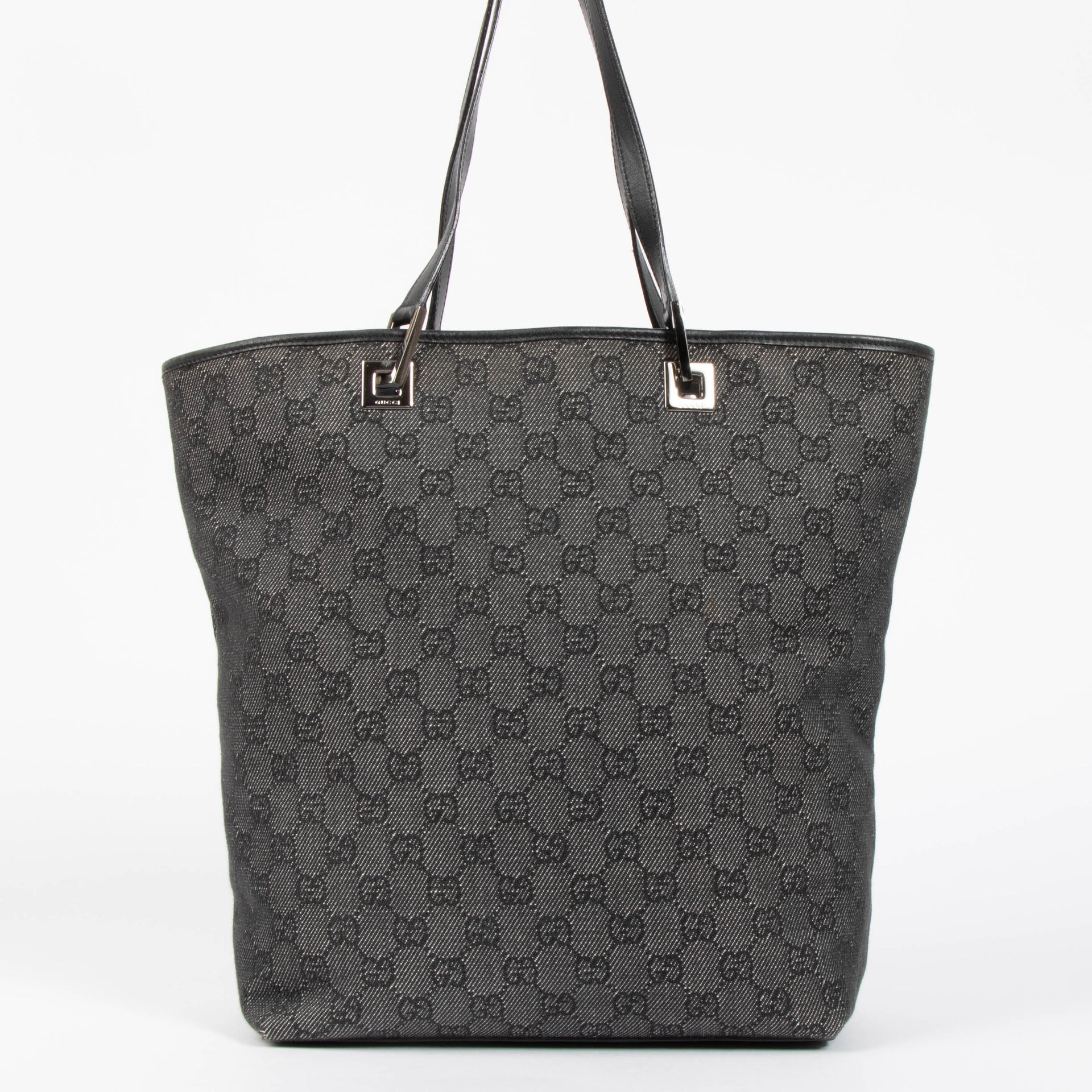 Shop this authentic gucci black monogram bucket bag pre-loved on Labellov.com