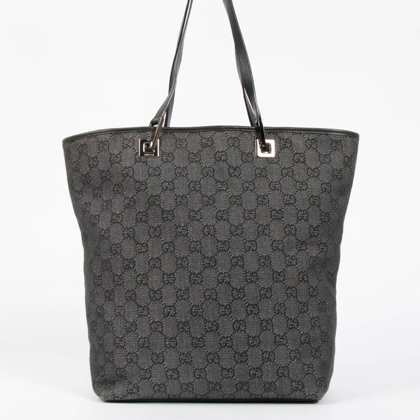 Shop this authentic gucci black monogram bucket bag pre-loved on Labellov.com