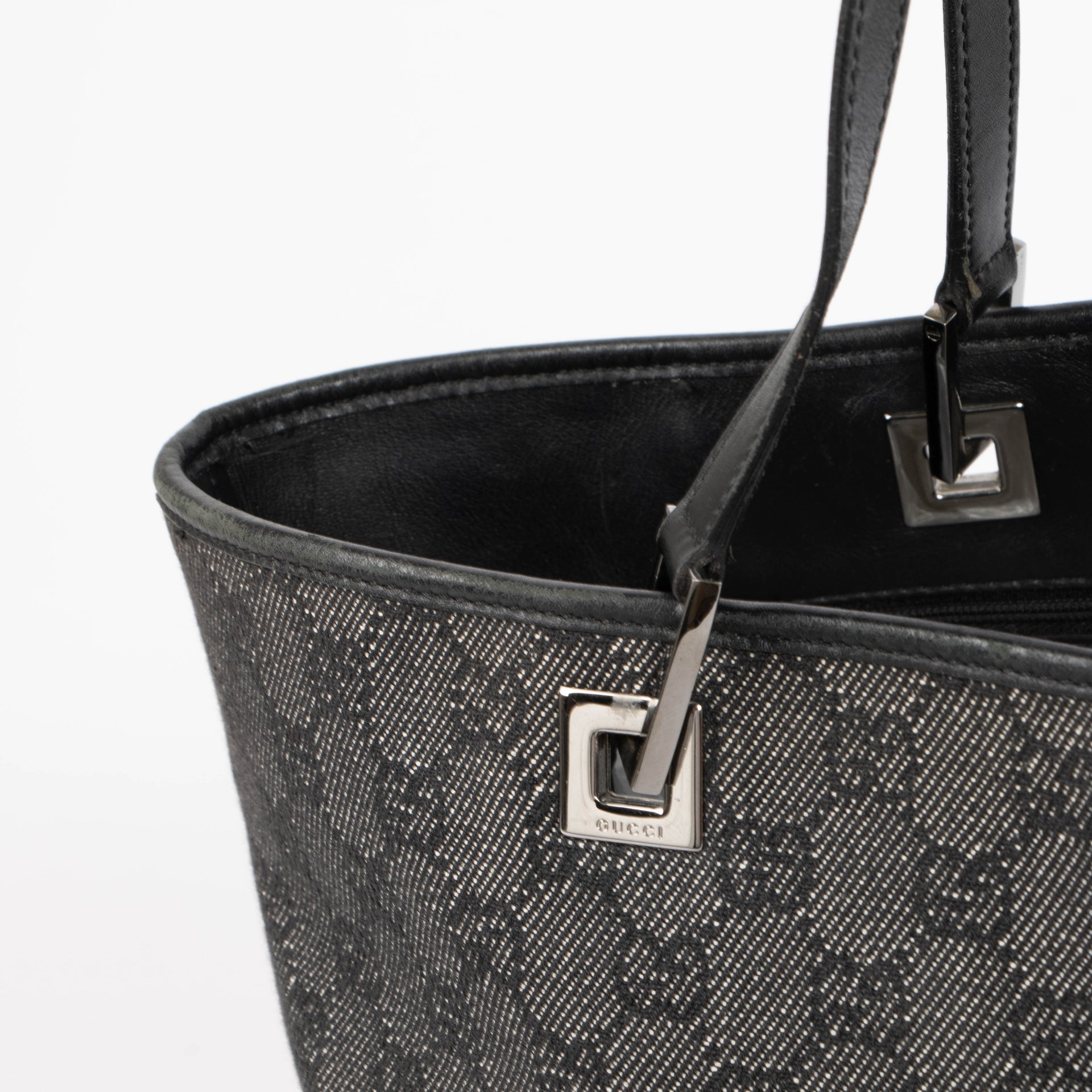 Shop this authentic gucci black monogram bucket bag pre-loved on Labellov.com