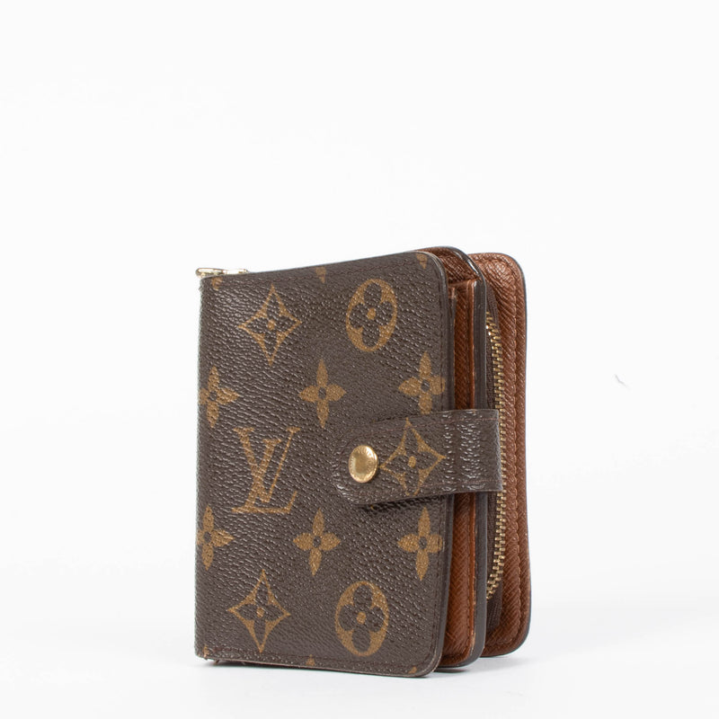  Shop this authentic louis vuitton monogram Wallet pre-loved on Labellov.com