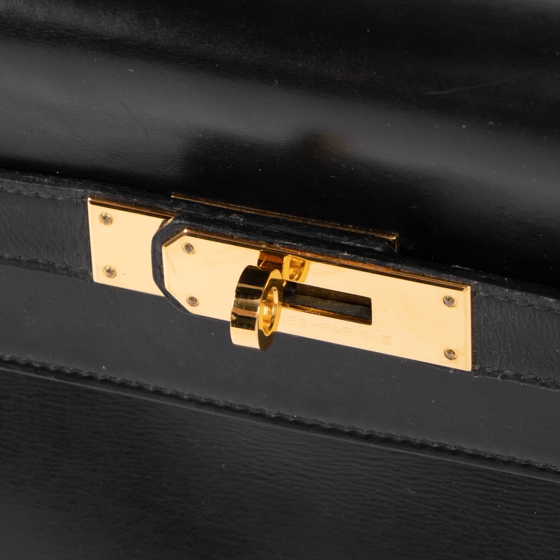 Hermès Vintage Kelly 32 Black Box GHW