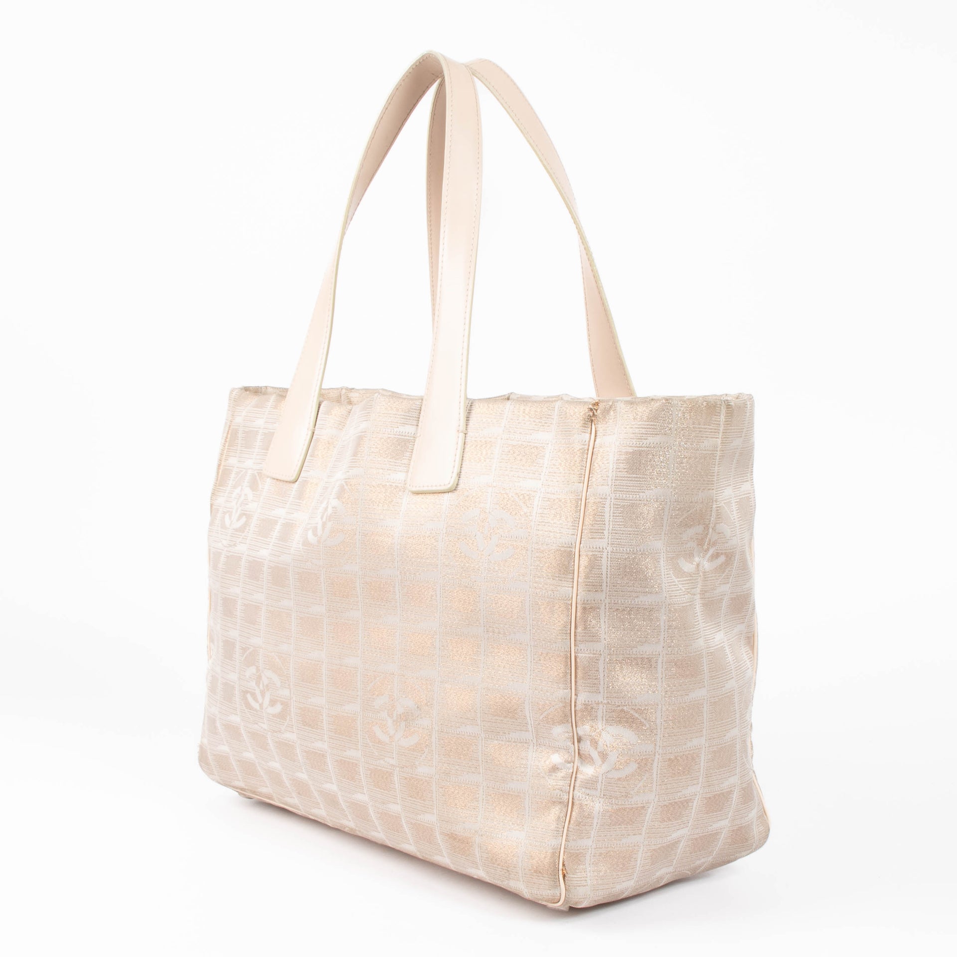 Chanel Pink CC Travel Line Tote Bag – Labellov
