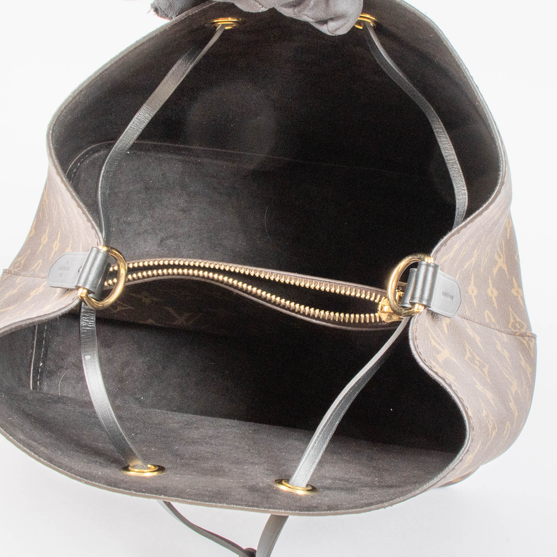 Louis Vuitton Monogram/Black NéoNoé Bucket Bag – Labellov