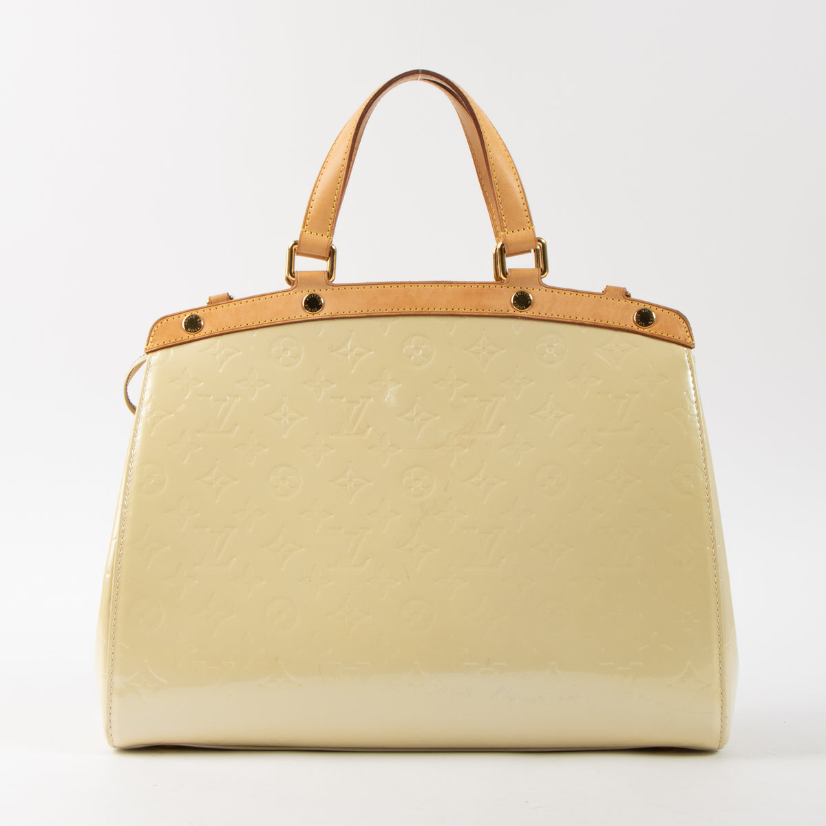 Shop this authentic Louis Vuitton Blanc Corail Monogram Vernis Brea GM Bag pre-loved on Labellov.com