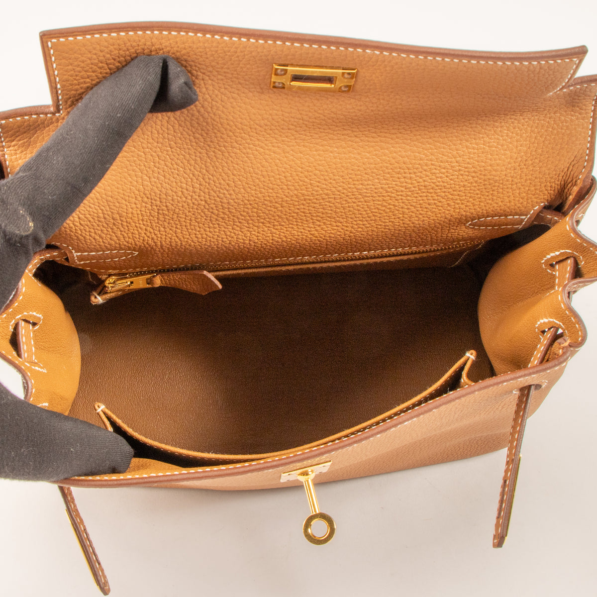 Hermès Kelly 25 Gold Togo GHW