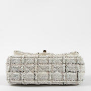 Shop the authentic Chanel Tweed Mini Classic Handbag second hand on Labellov.com!