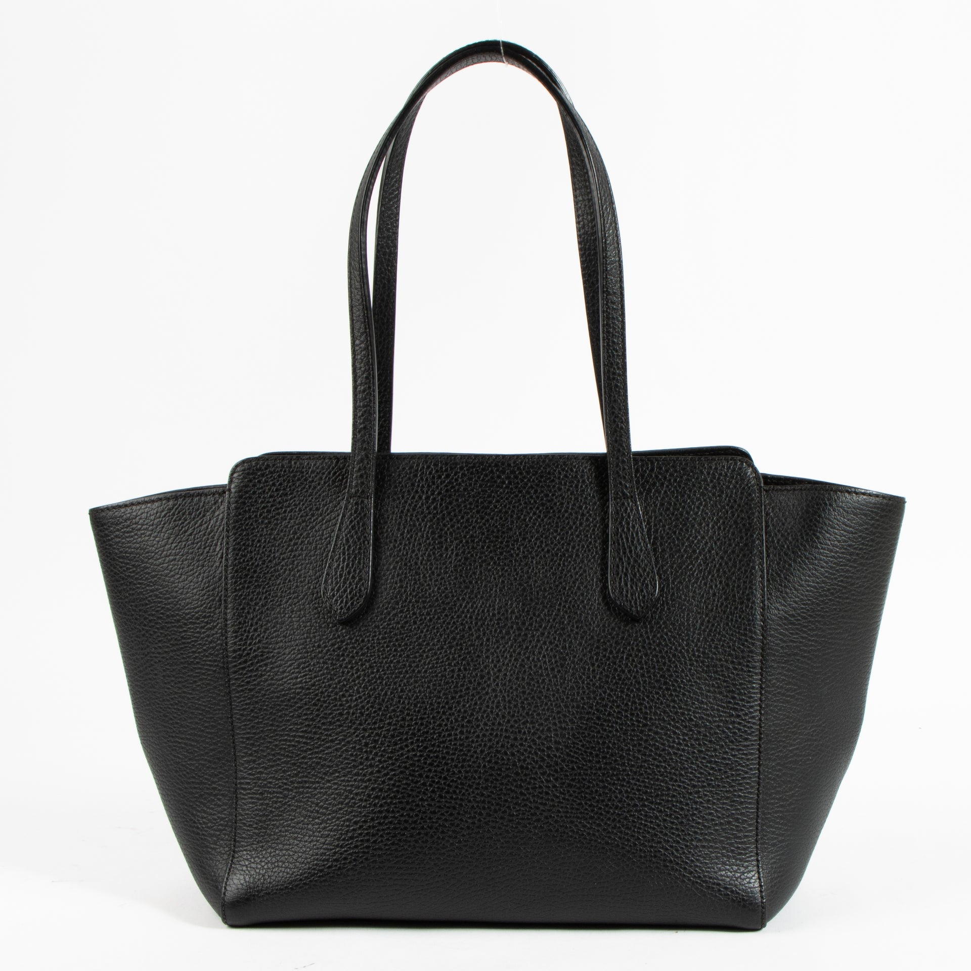 Shop the authentic Gucci Black Leather Medium Swing Bag on Labellov.com !