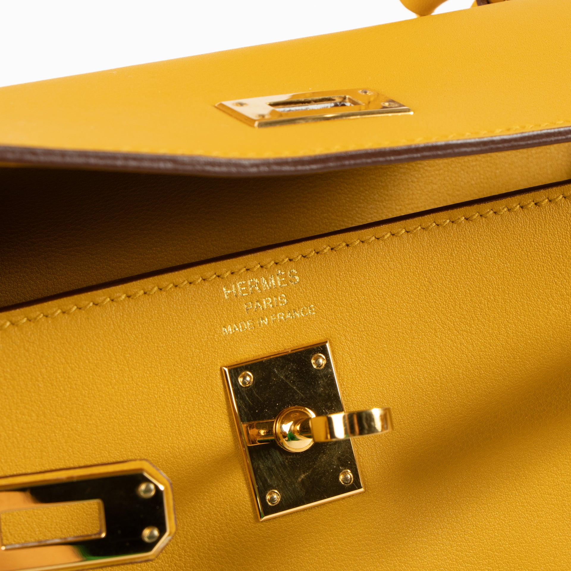 Hermès Kelly 25 Jaune Ambre Swift GHW