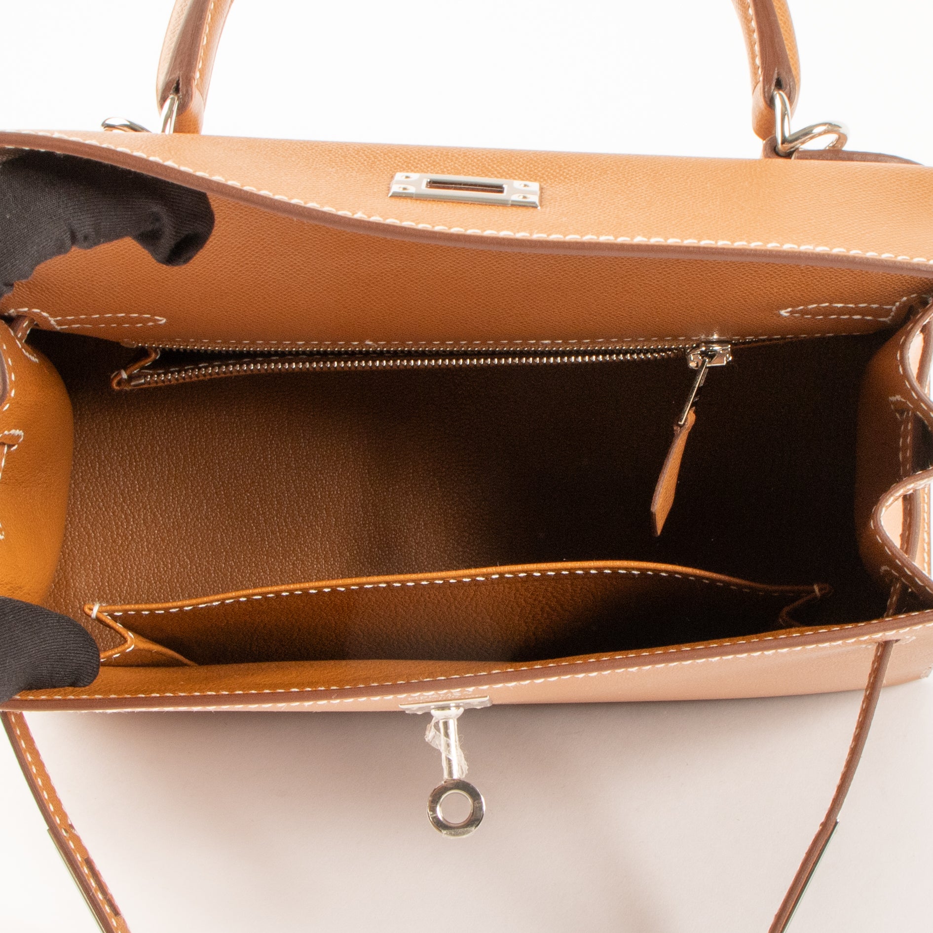 Hermès Kelly 25 Gold Madame PHW