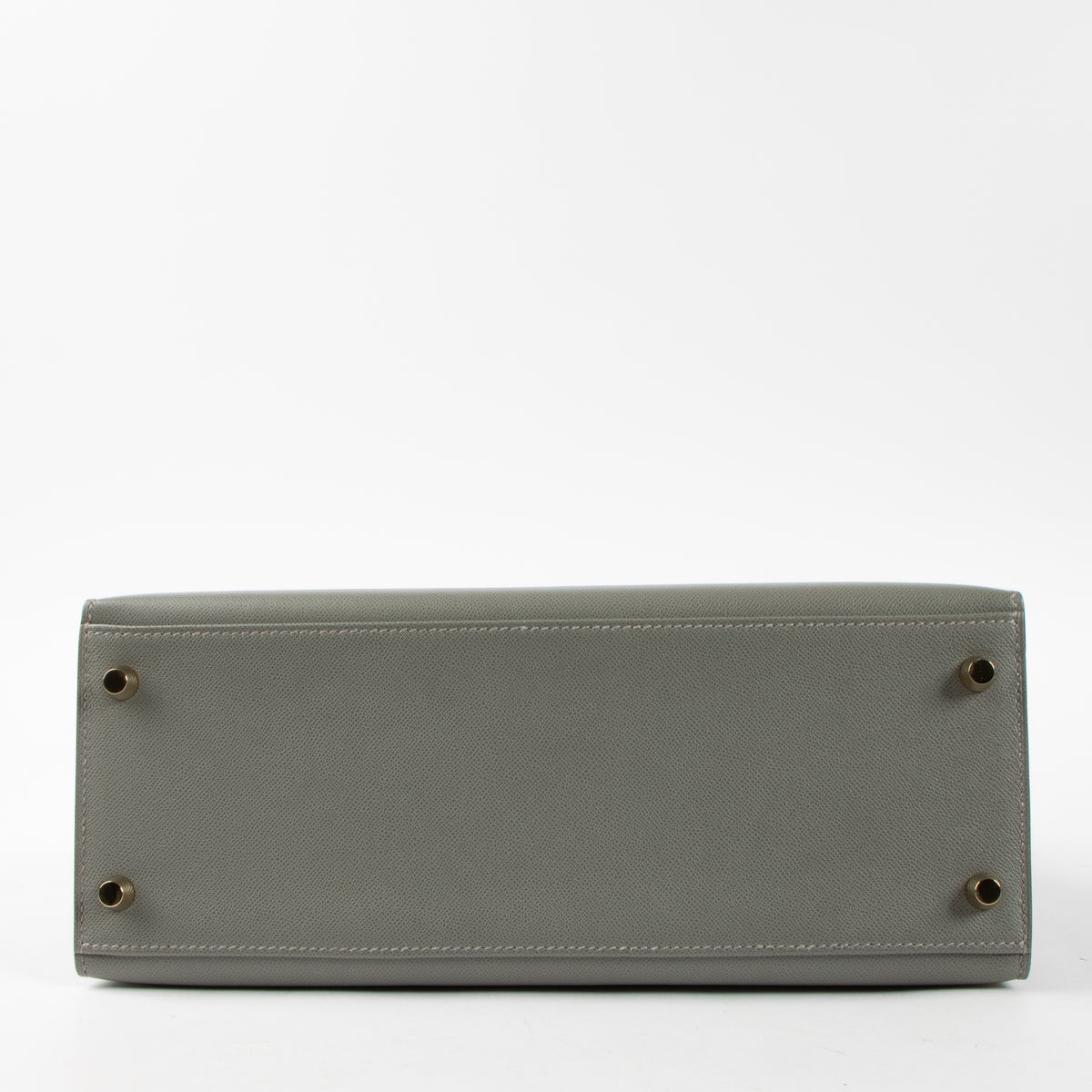 Shop this authentic Hermes Kelly 28 Gris Meyer Madame GHW pre-loved on Labellov.com