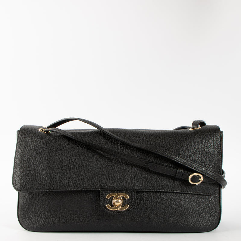 Shop this authentic Chanel 26S Black Grained Calfskin Souplissimo Maxi Flap pre-loved on Labellov.com
